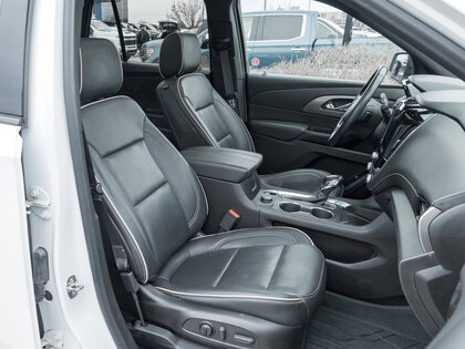 used 2022 Chevrolet Traverse car, priced at $40,995