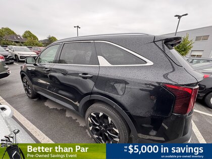used 2025 Kia Sorento car, priced at $40,748