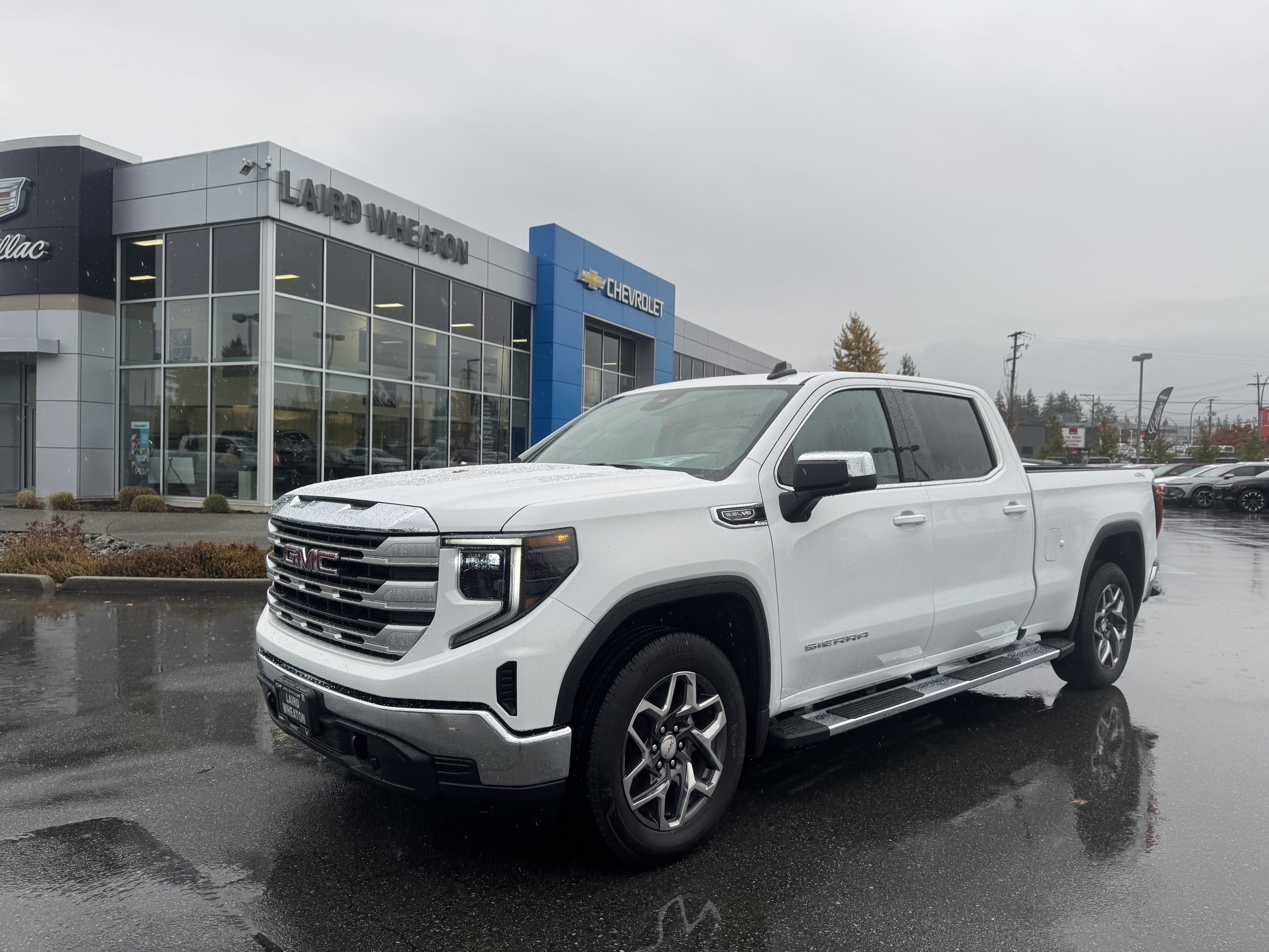 2026 GMC Sierra 1500 SLE 4X4