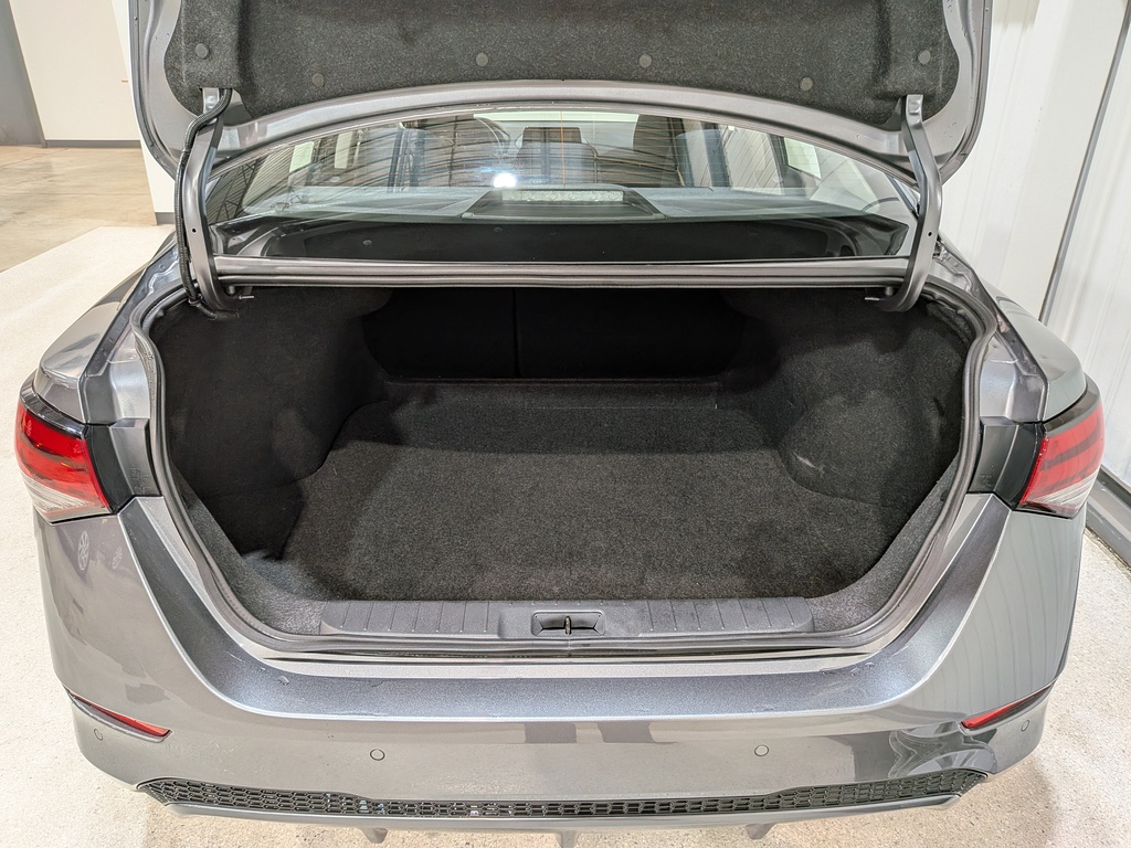 Nissan Sentra 2024