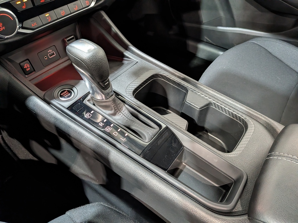 Nissan Sentra 2024