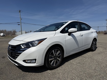 2025 Nissan Versa SV FWD