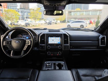 used 2018 Ford Expedition car, priced at $36,995