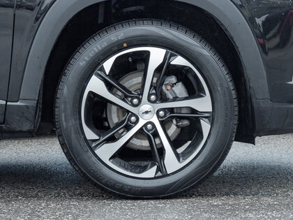 used 2024 Chevrolet Trax car, priced at $23,295