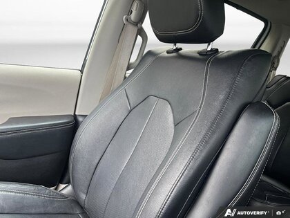 used 2022 Chrysler Pacifica car, priced at $26,987