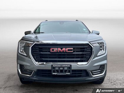 used 2024 GMC Terrain car, priced at $26,997