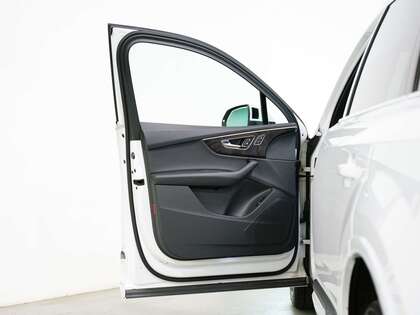 used 2021 Audi Q7 car, priced at $31,900