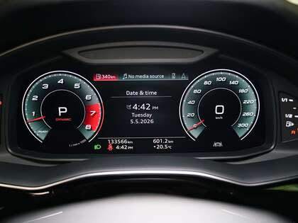 used 2021 Audi Q7 car, priced at $31,900