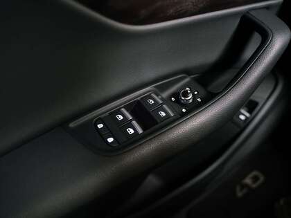 used 2021 Audi Q7 car, priced at $31,900
