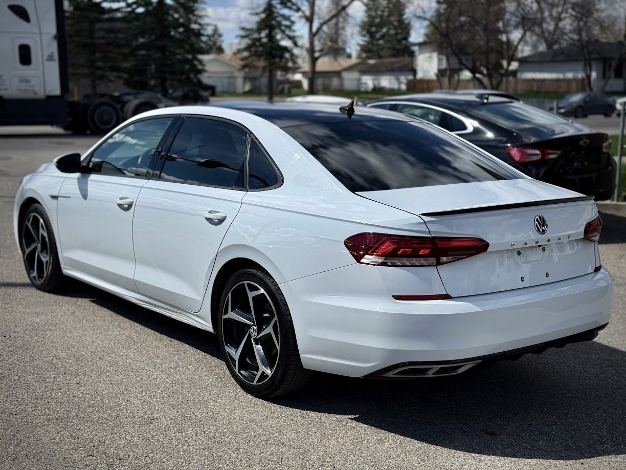 2020 Volkswagen Passat — view 6