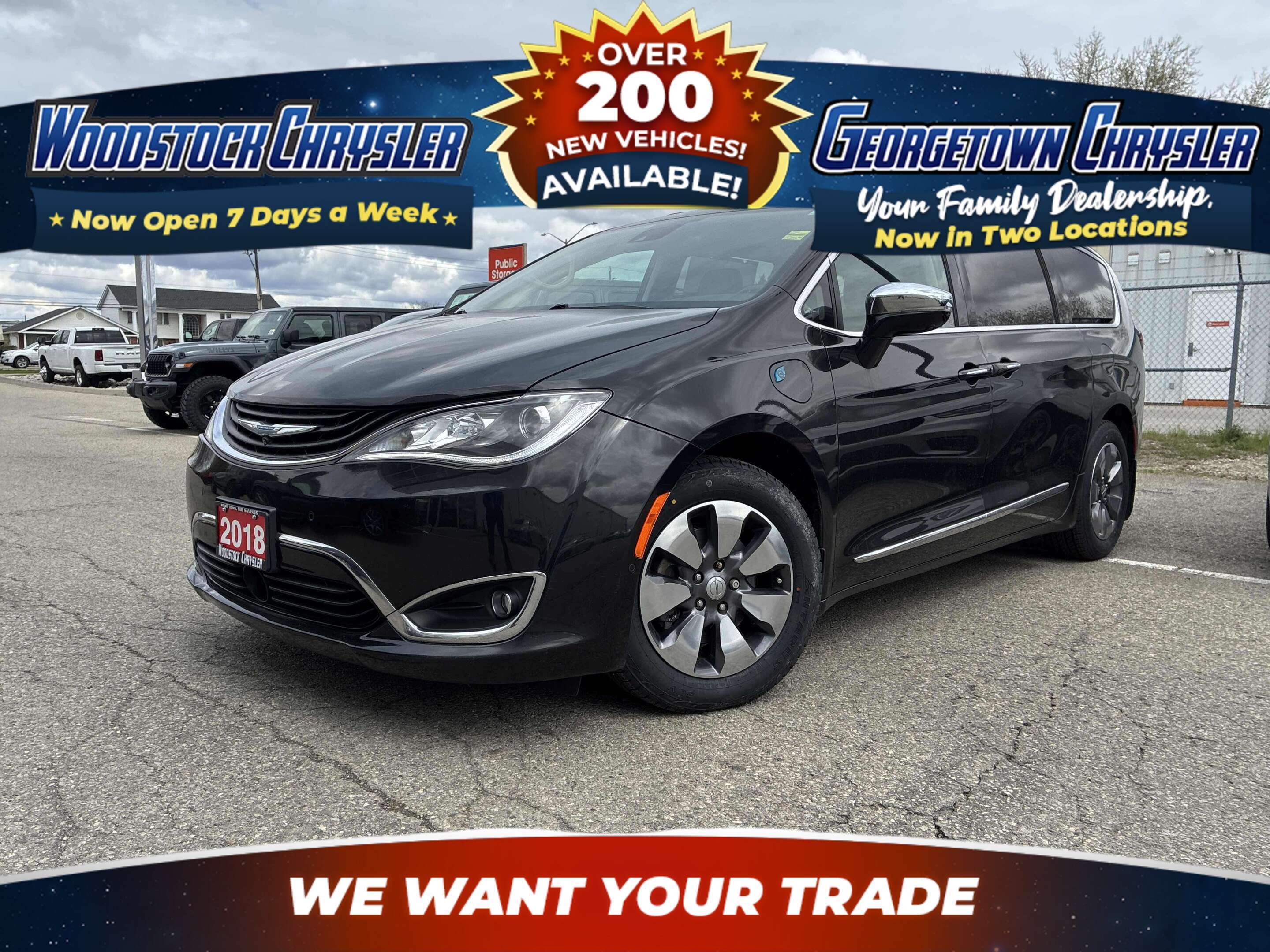 2018 Chrysler Pacifica Hybrid Limited FWD