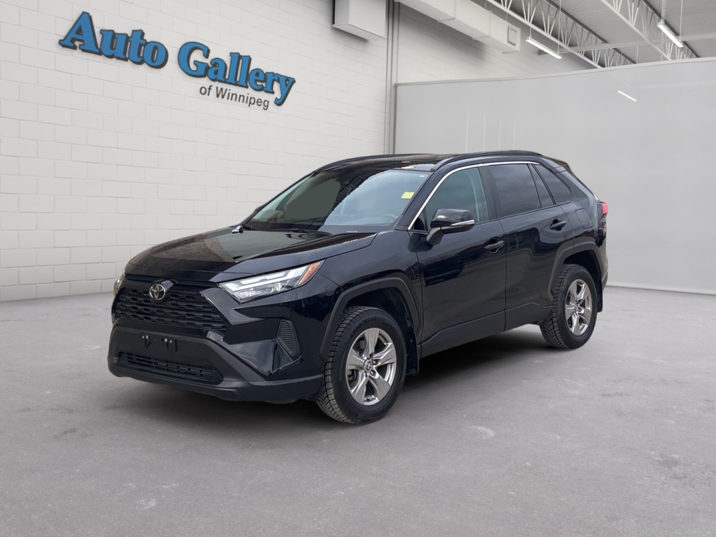 2022 Toyota RAV4 XLE AWD, HEATED SEATS, CARPLAY/AUTO, LANE DEPART