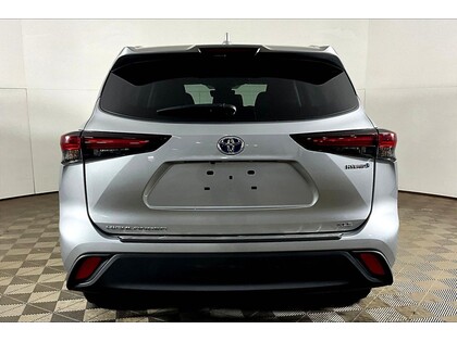 used 2024 Toyota Highlander car, priced at $56,998