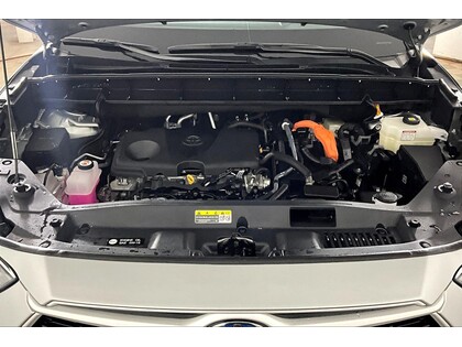 used 2024 Toyota Highlander car, priced at $56,998