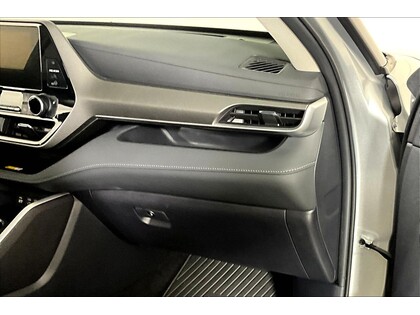 used 2024 Toyota Highlander car, priced at $56,998