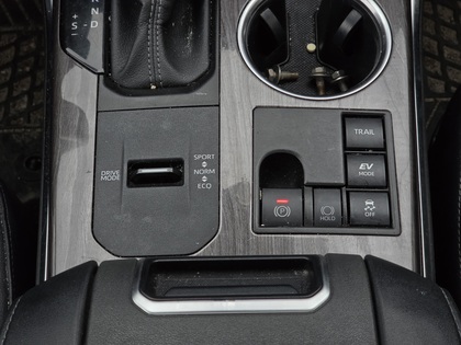 used 2023 Toyota Highlander car, priced at $50,995