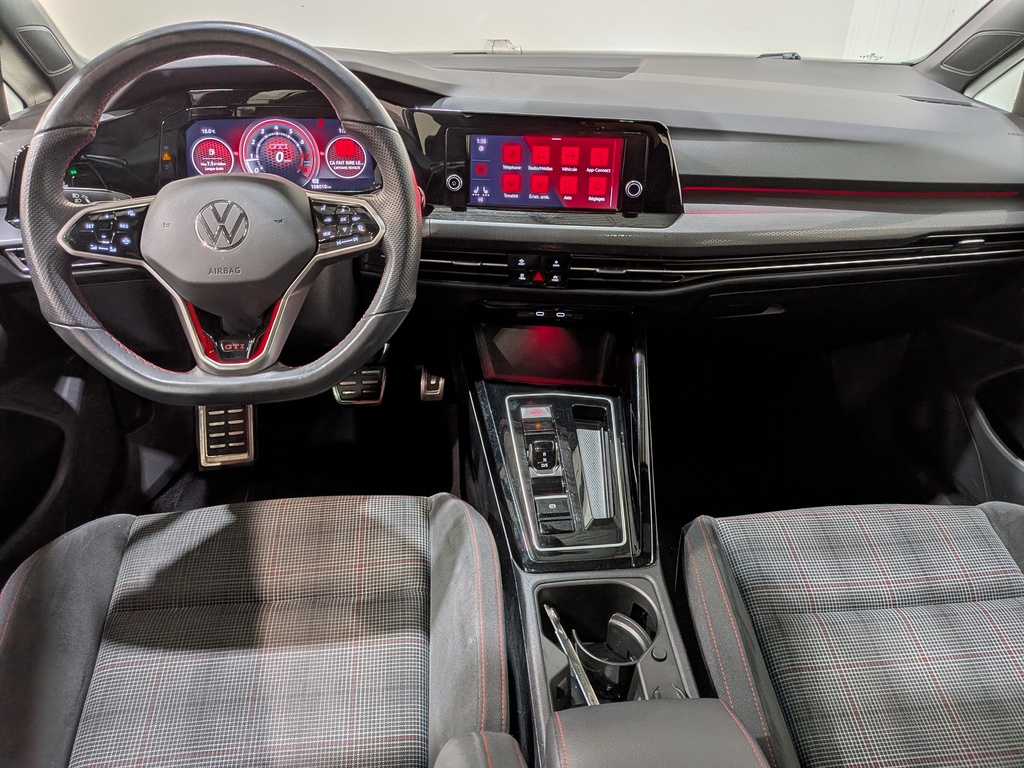 Volkswagen Golf GTI 2024