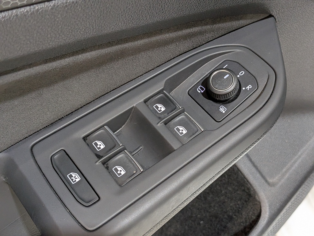 Volkswagen Golf GTI 2024