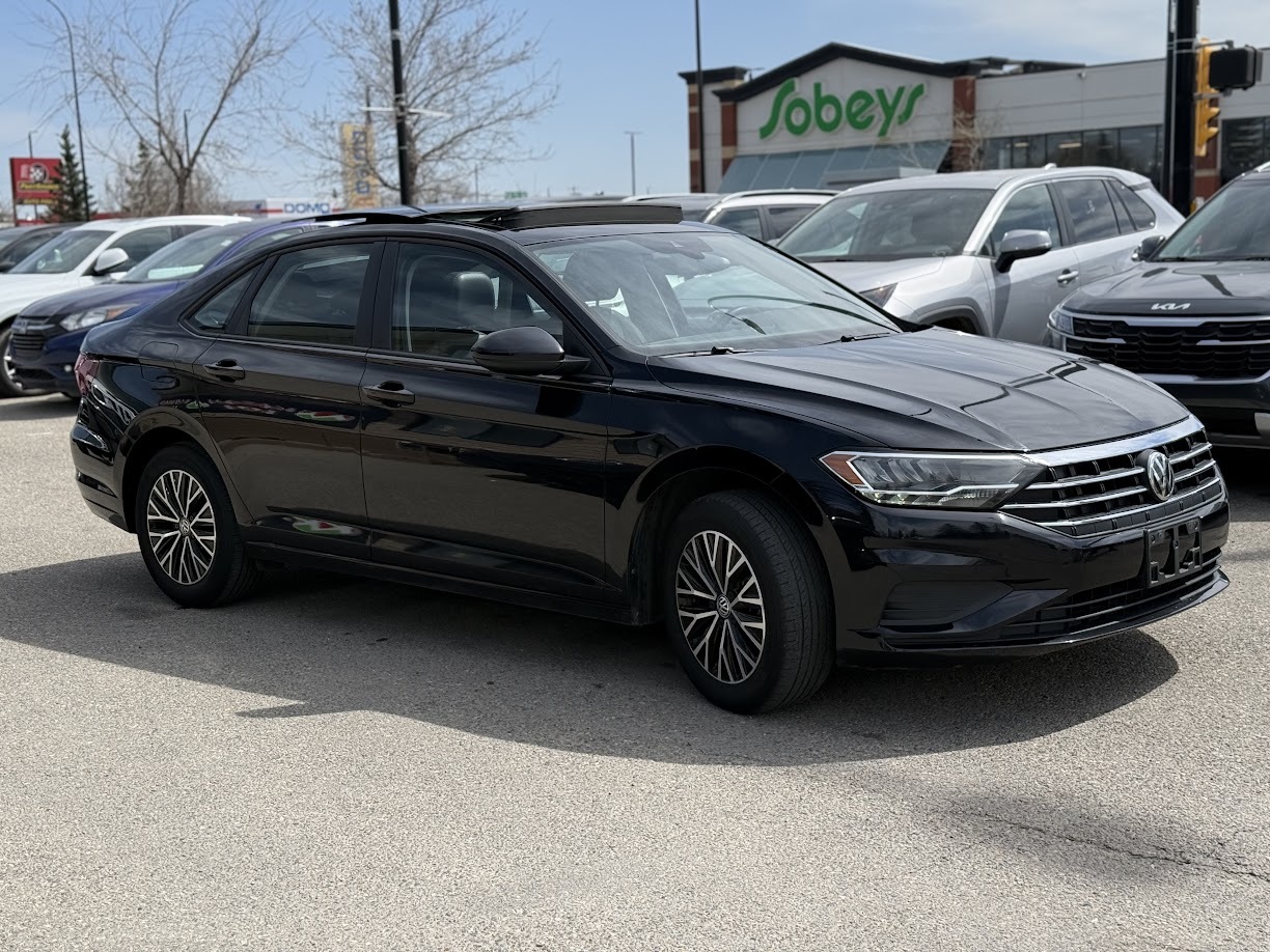 2021 Volkswagen Jetta — view 3