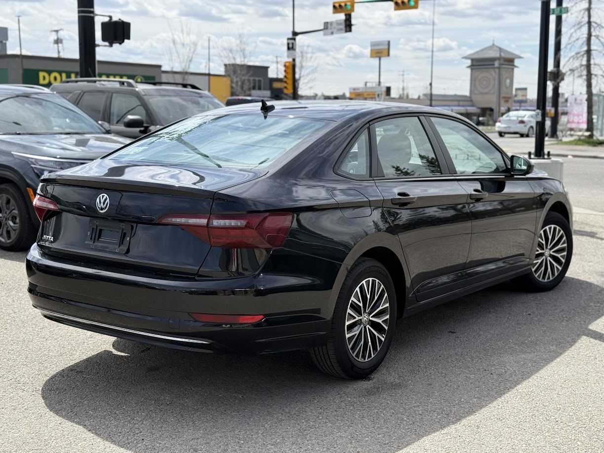 2021 Volkswagen Jetta — view 4