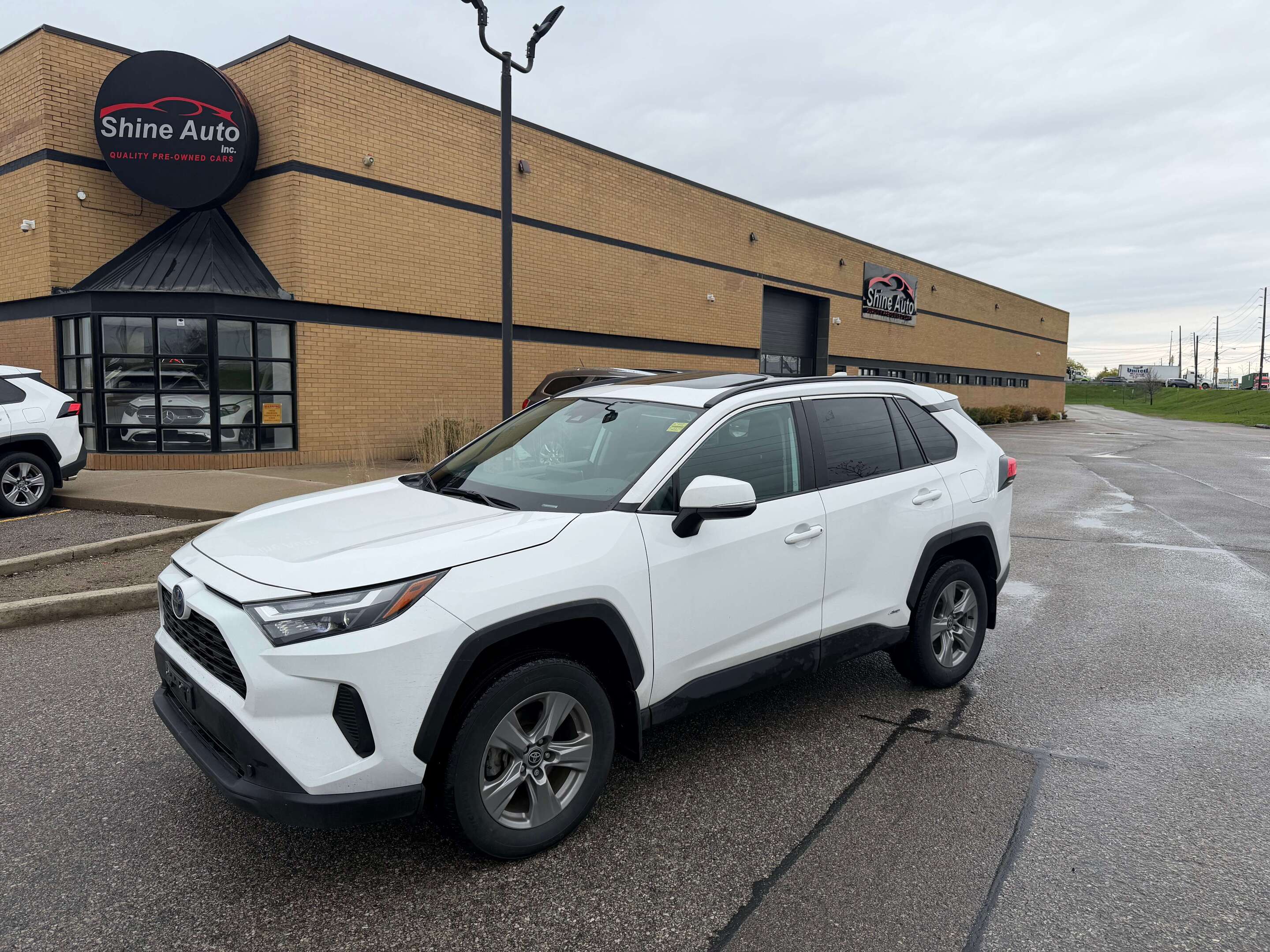 2023 Toyota RAV4 Hybrid XLE AWD