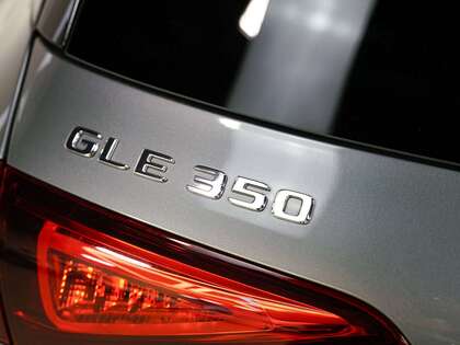 used 2021 Mercedes-Benz GLE 350 car, priced at $45,900