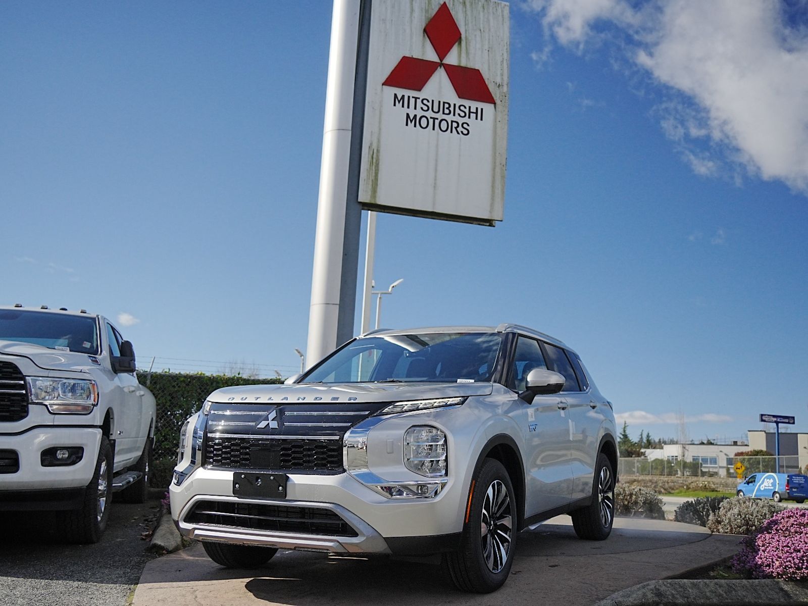 2026 Mitsubishi Outlander PHEV