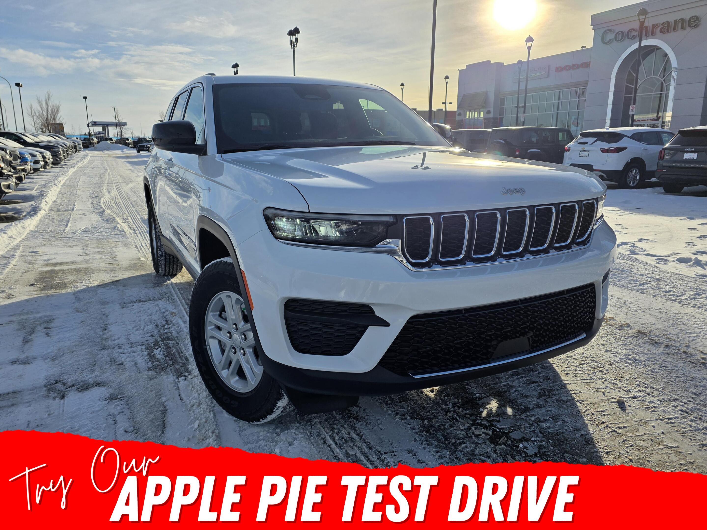 2025 Jeep Grand Cherokee Laredo 4WD