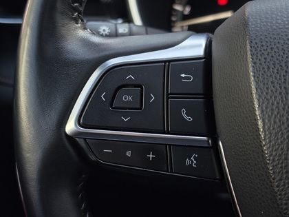 used 2021 Toyota Highlander car, priced at $40,995