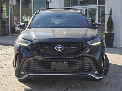 used 2021 Toyota Highlander car, priced at $40,995