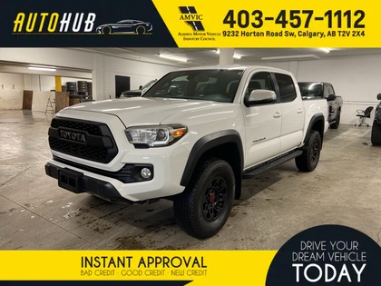 White 2018 Toyota Tacoma TRD Off Road Double Cab 4WD Pickup Truck Four-Wheel Drive Automatic