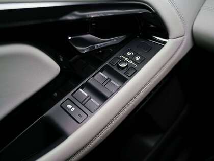 used 2020 Land Rover Range Rover Evoque car, priced at $29,900