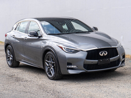 2017 INFINITI QX30