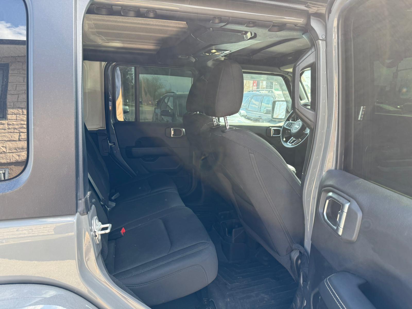 2021 Jeep Wrangler — view 9