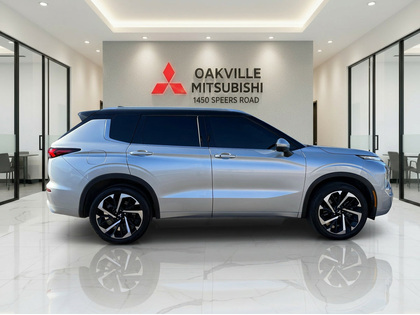 used 2024 Mitsubishi Outlander car, priced at $30,950