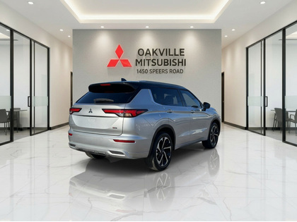 used 2024 Mitsubishi Outlander car, priced at $30,950