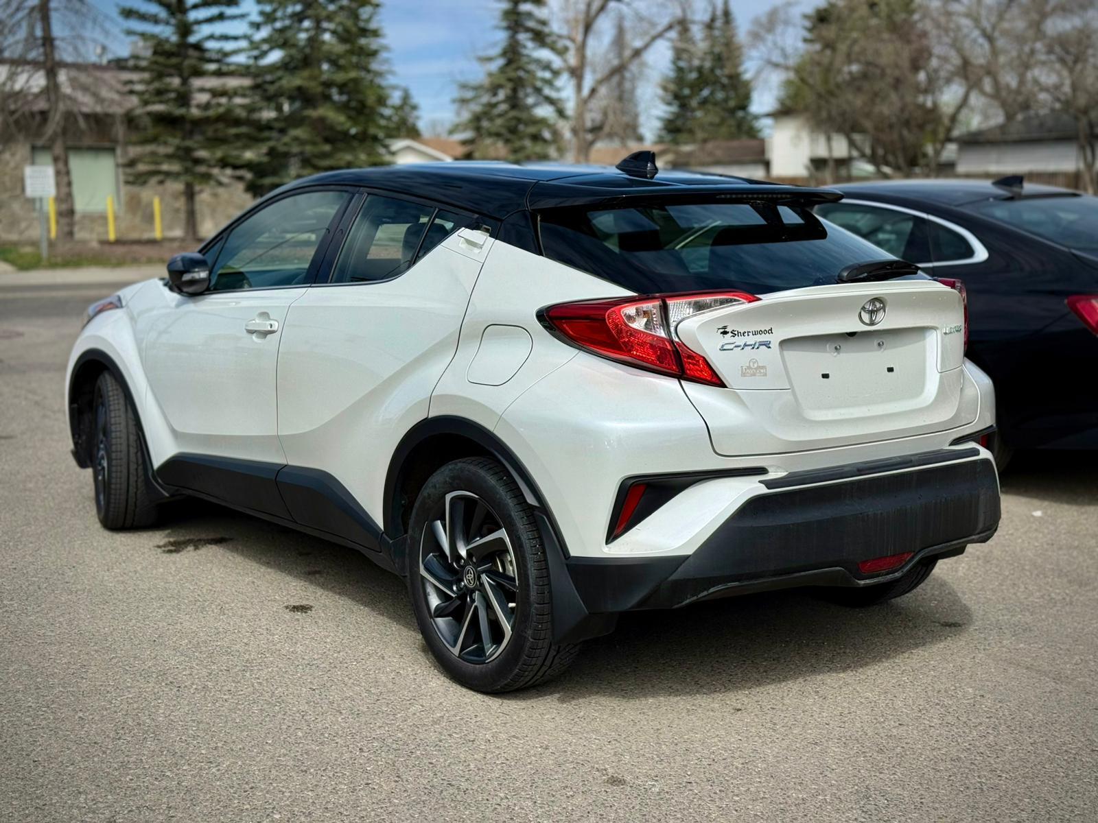 2020 Toyota C-HR — view 6