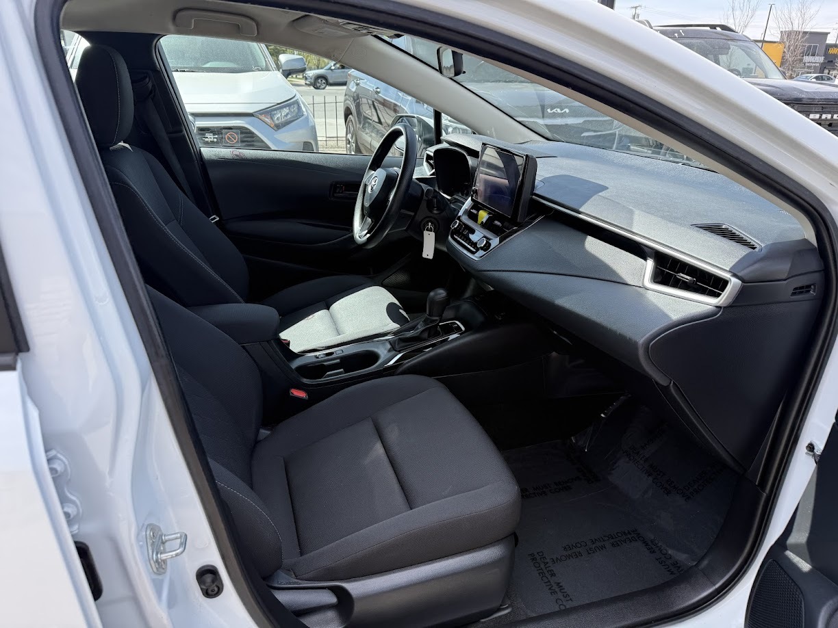 2023 Toyota Corolla — view 9