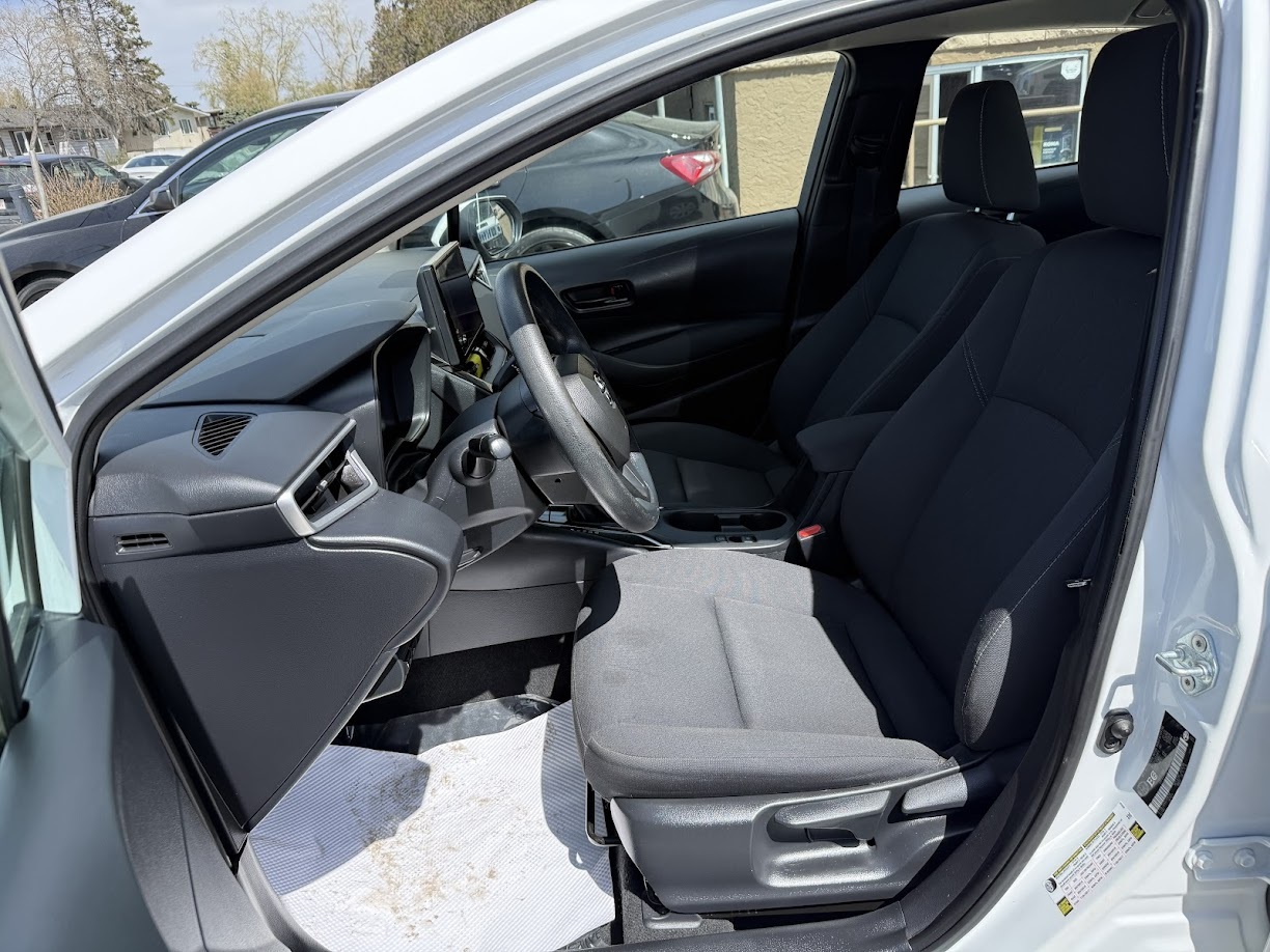 2023 Toyota Corolla — view 8