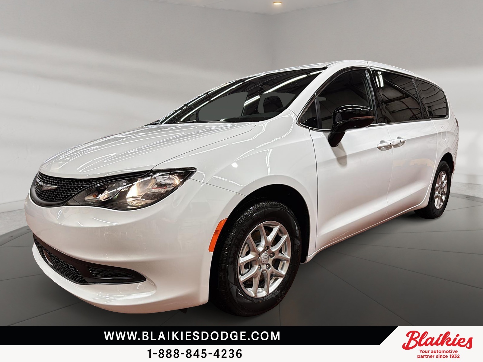 2026 Chrysler Grand Caravan SXT FWD