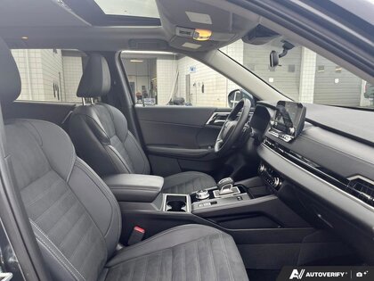 used 2024 Mitsubishi Outlander PHEV car, priced at $39,999