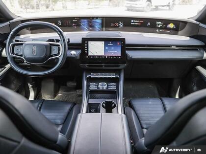 used 2025 Lincoln Nautilus car, priced at $59,999