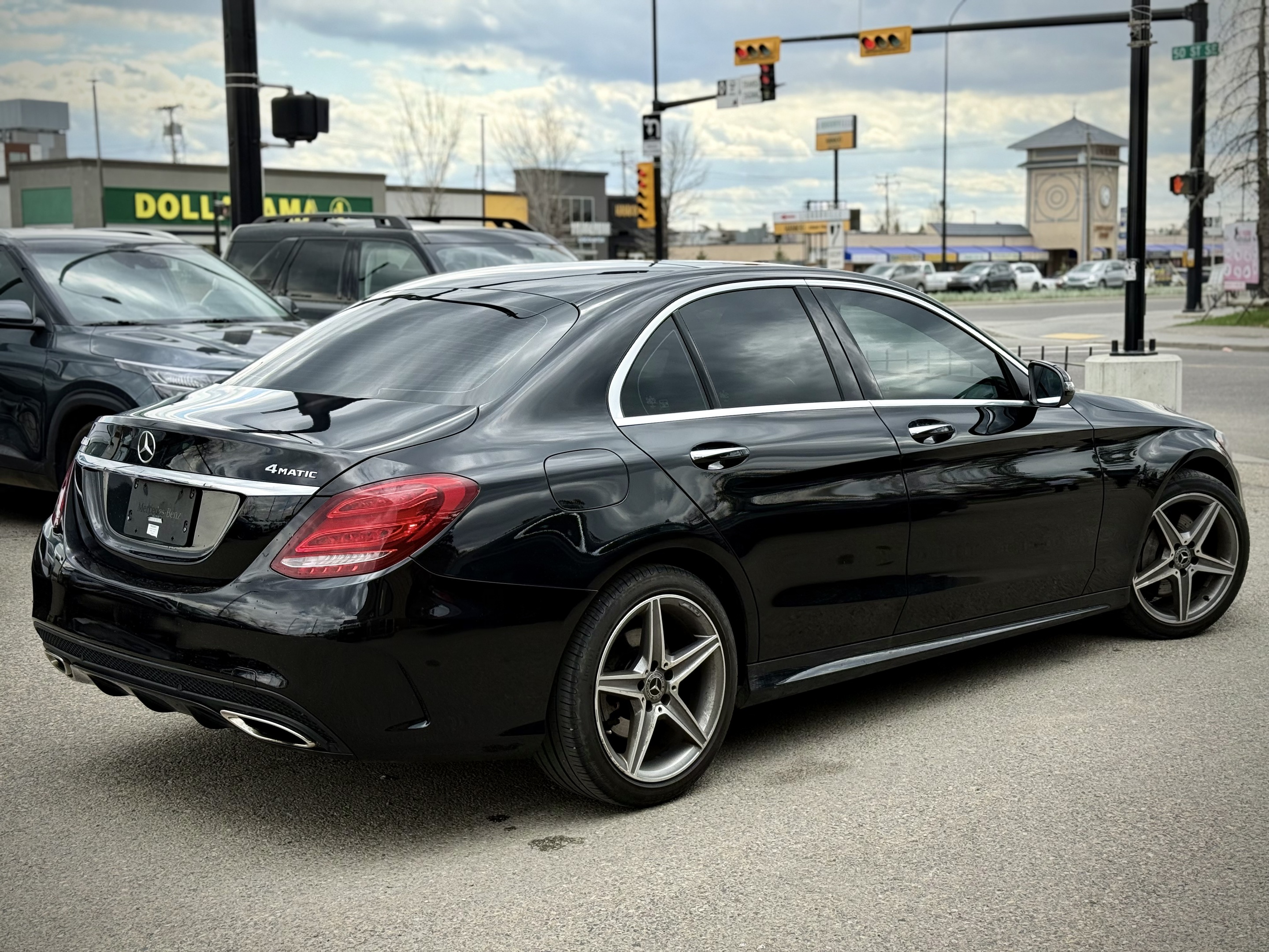 2018 Mercedes-Benz C-Class — view 3