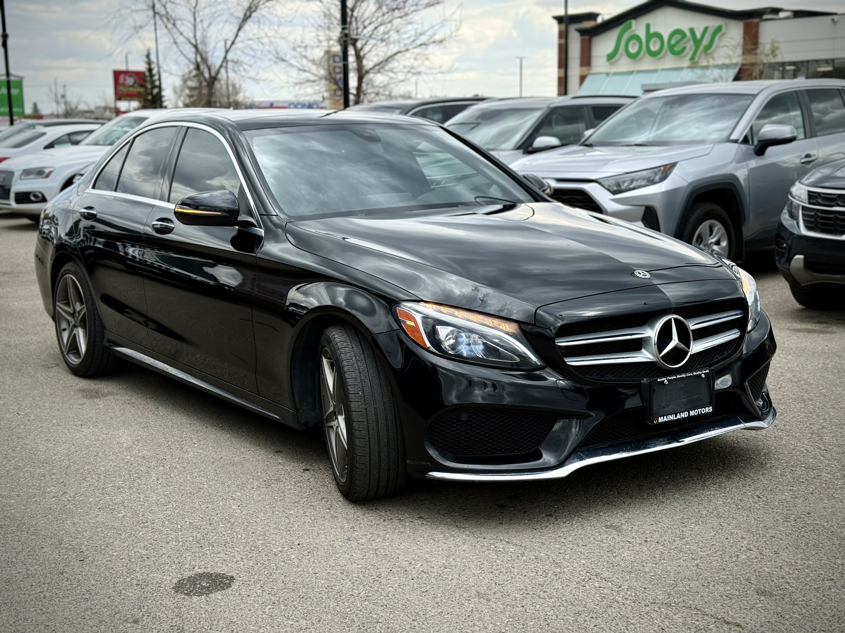 2018 Mercedes-Benz C-Class — view 2
