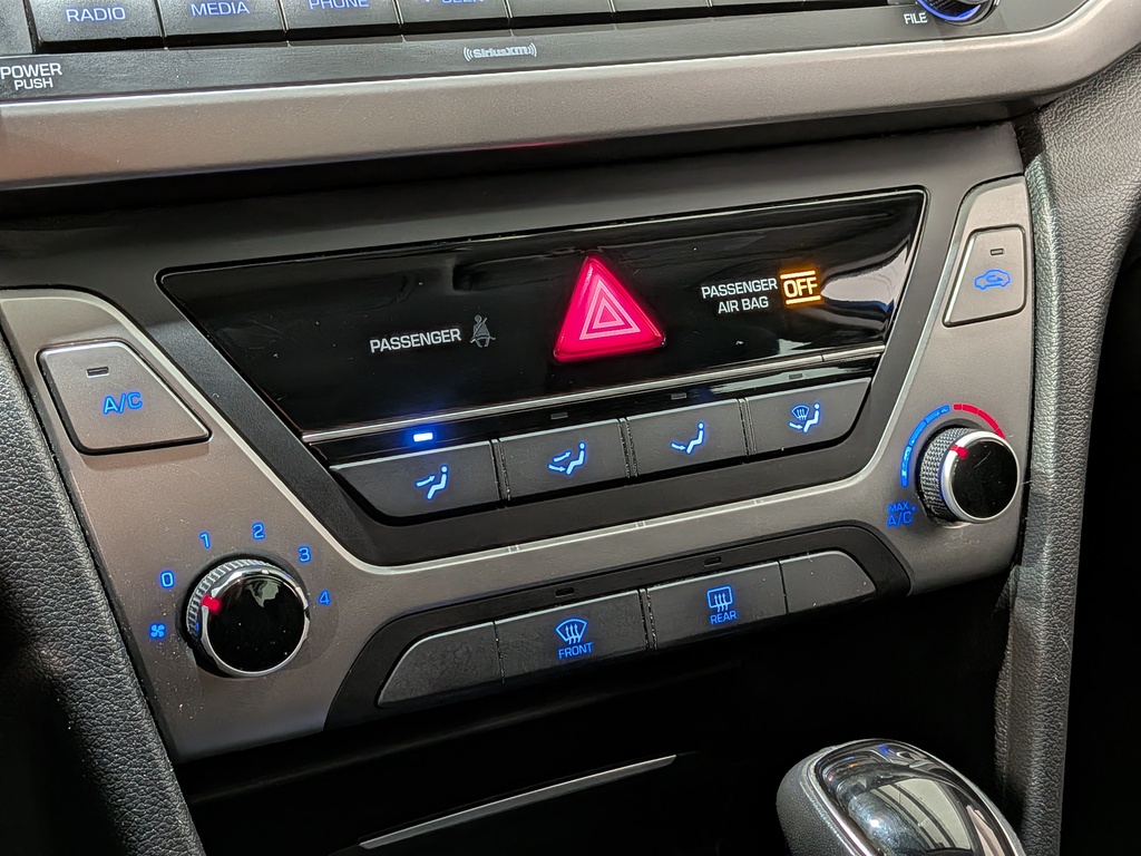 Hyundai Elantra 2017