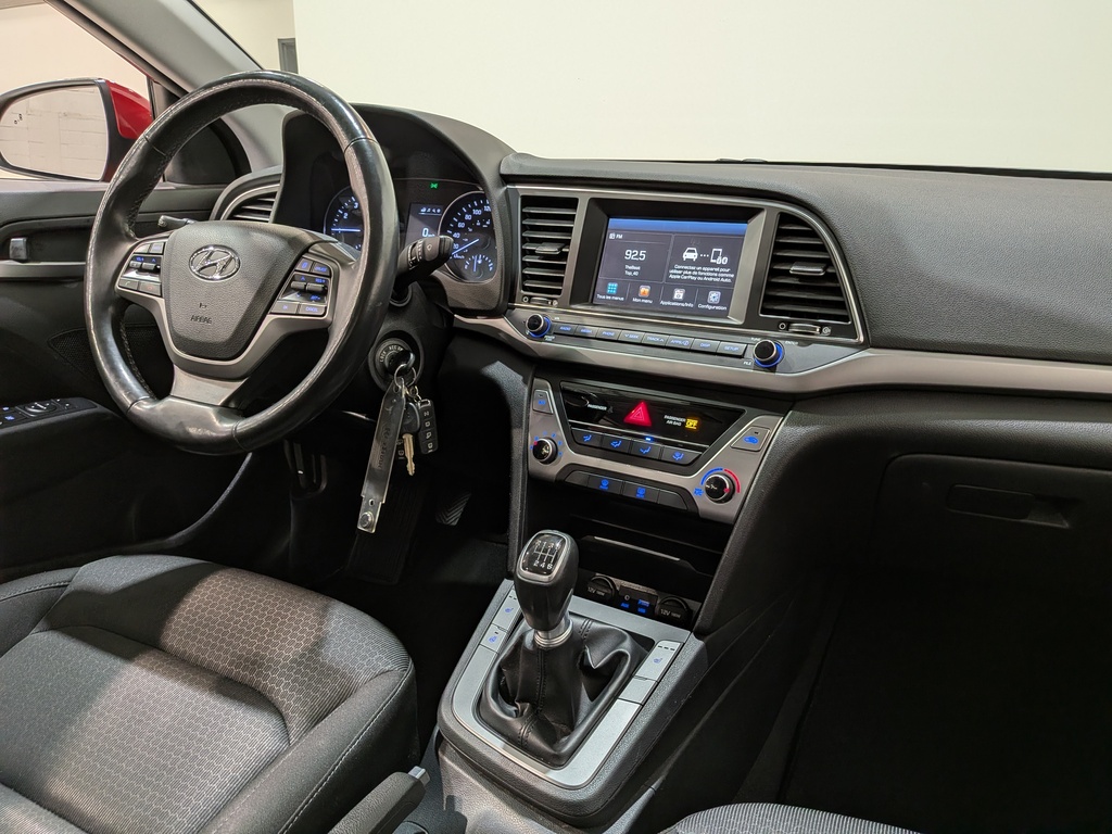 Hyundai Elantra 2018