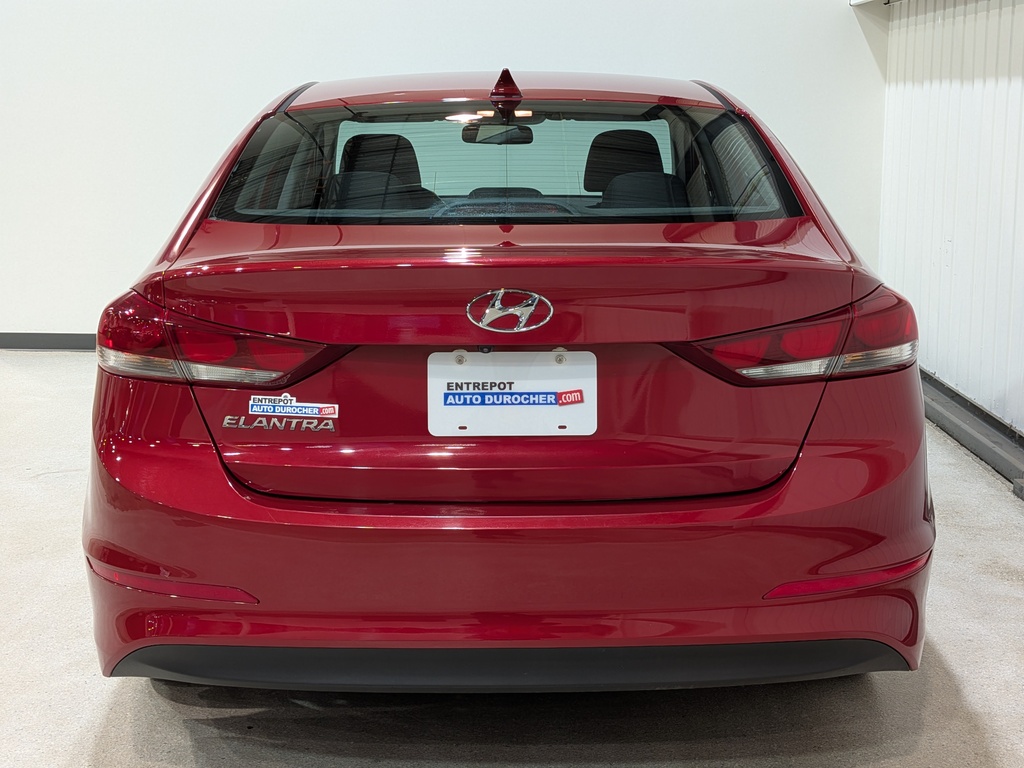 Hyundai Elantra 2018