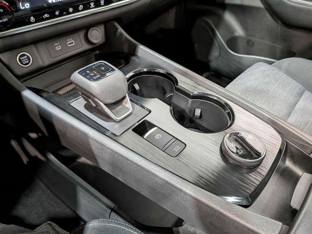 Nissan Rogue 2023