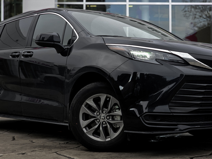 used 2026 Toyota Sienna car, priced at $62,995