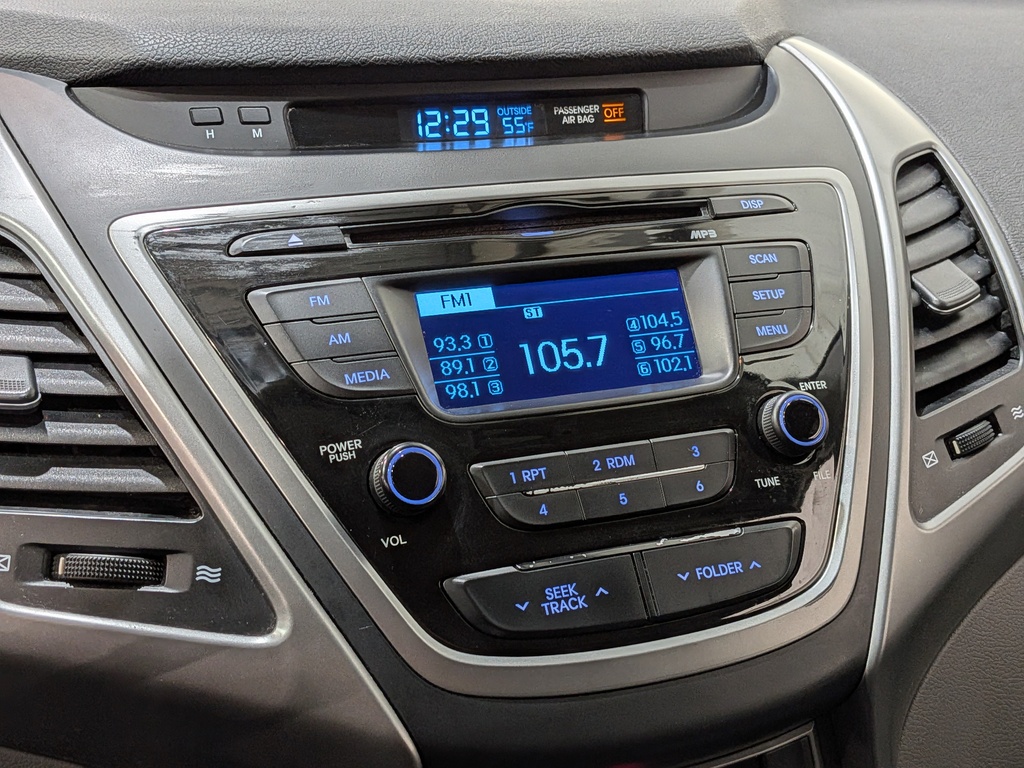 Hyundai Elantra 2015